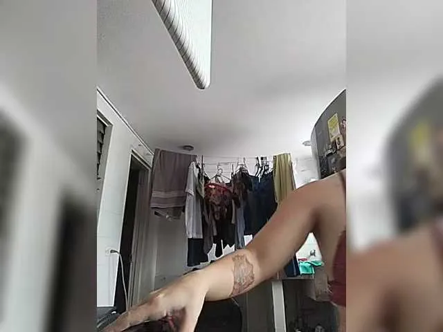 TenderLora – webcam model profile photo Image 10