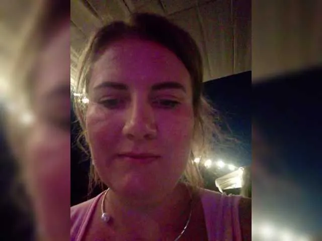 Hotforunow – webcam model profile photo Image 11