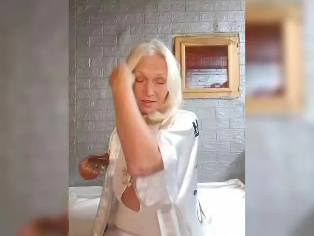 Shantel001 – webcam model profile photo Image 7