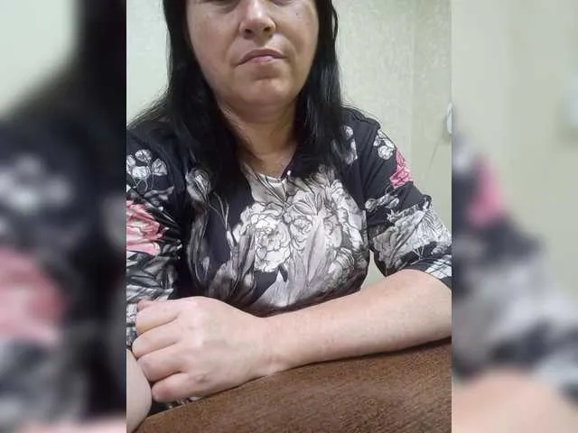 BabeBeth40 – webcam model profile photo Image 19