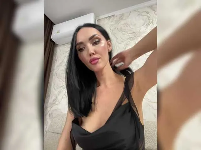 SusyBlair – webcam model profile photo Image 4