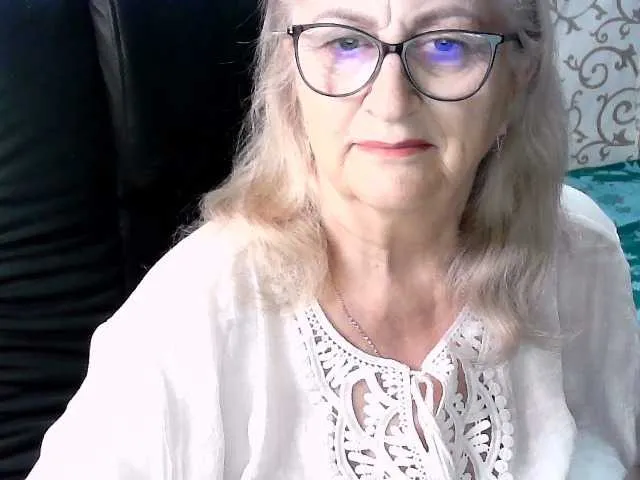 SWEET-RINA – webcam model profile photo Image 6