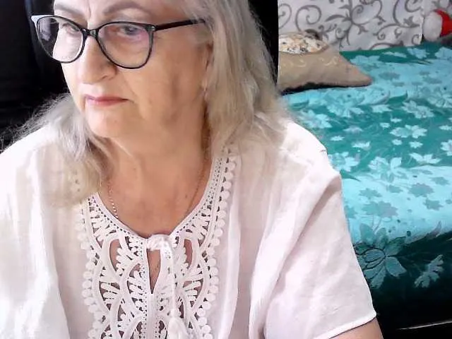 SWEET-RINA – webcam model profile photo Image 8