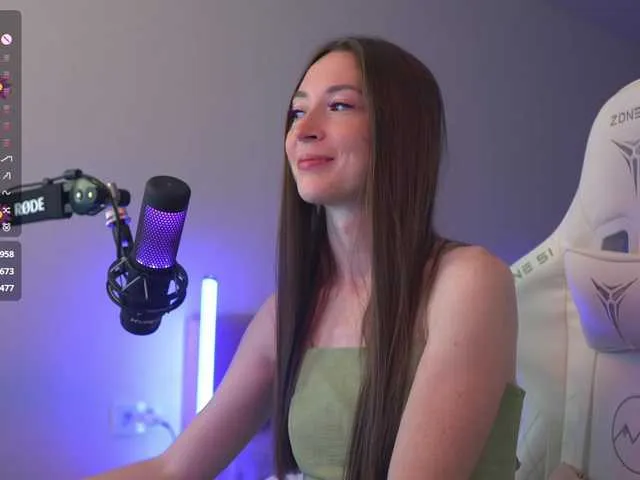 SelennaMoon – webcam model profile photo Image 12