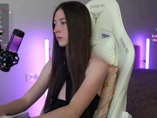 SelennaMoon – webcam model profile photo Image 3