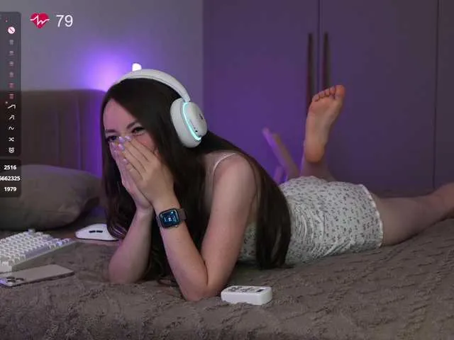 SelennaMoon – webcam model profile photo Image 8