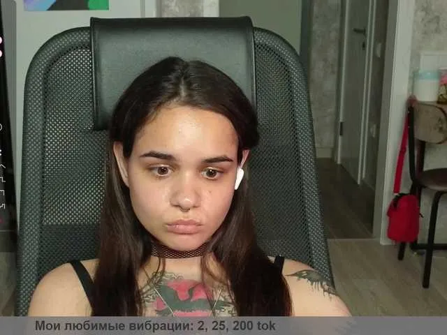 blondeambitionnn – webcam model profile photo Image 2