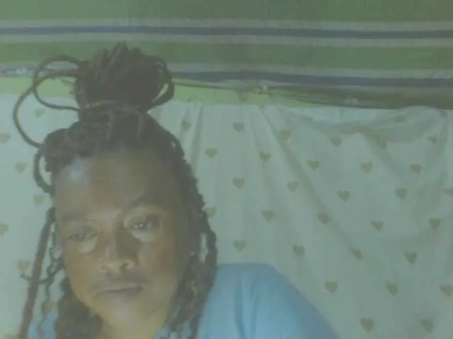 SusyBlair – webcam model profile photo Image 18