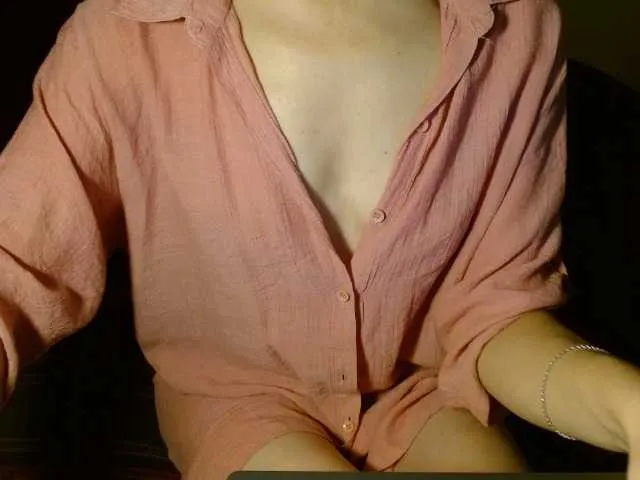 LorraineOSun – webcam model profile photo