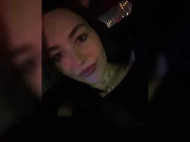 krisssssska – webcam model profile photo Image 11