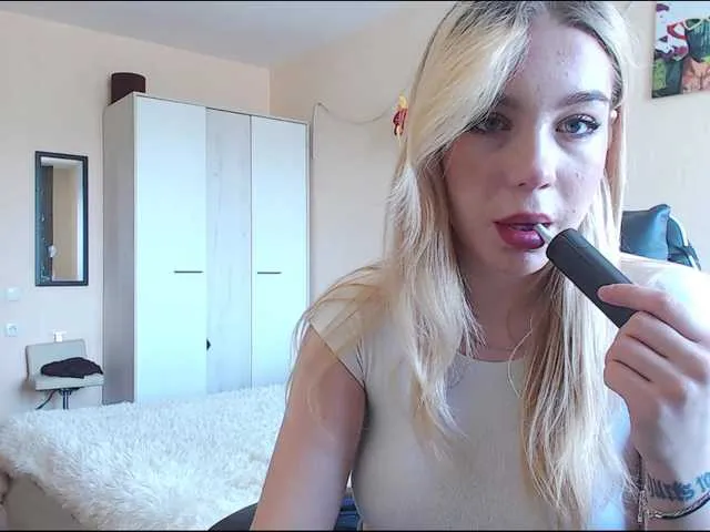 EvaElvish – webcam model profile photo Image 7