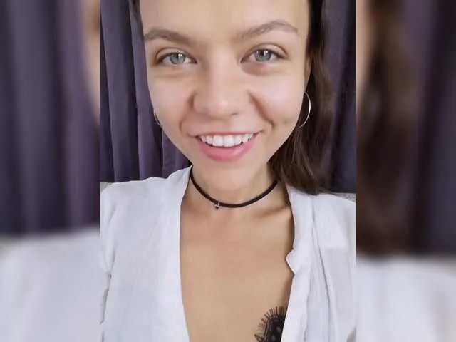 TyleneBuck – webcam model profile photo Image 12