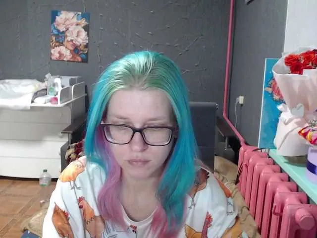 British_EmJess – webcam model profile photo Image 14