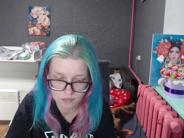 British_EmJess – webcam model profile photo Image 18