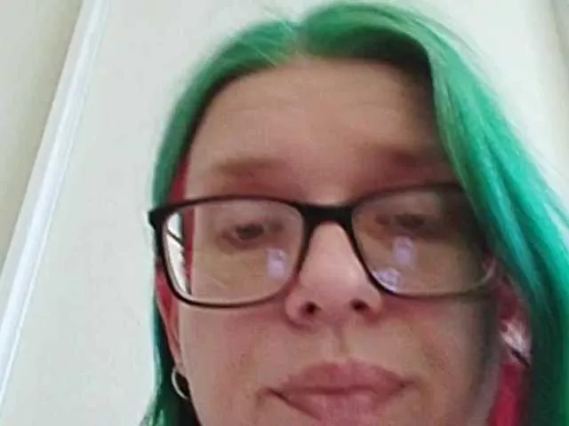 British_EmJess – webcam model profile photo Image 7