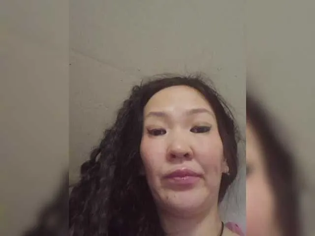 Manamy – webcam model profile photo