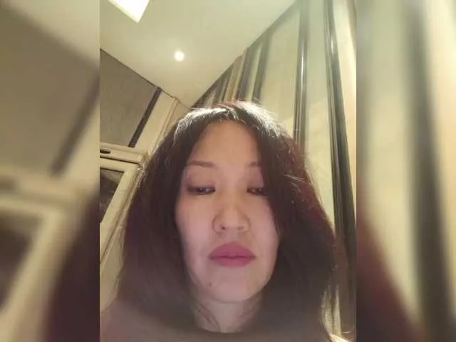 SusyBlair – webcam model profile photo Image 15