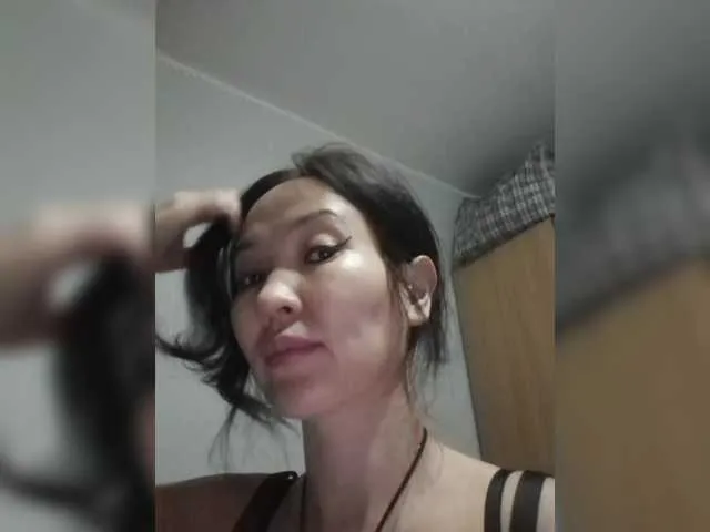 SusyBlair – webcam model profile photo Image 19