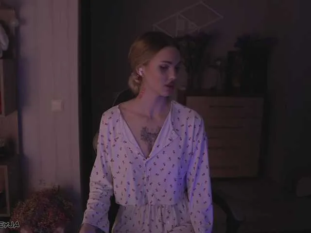 LexaRush – webcam model profile photo Image 14