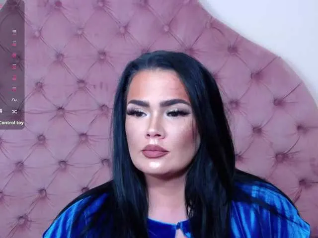 British_EmJess – webcam model profile photo Image 18