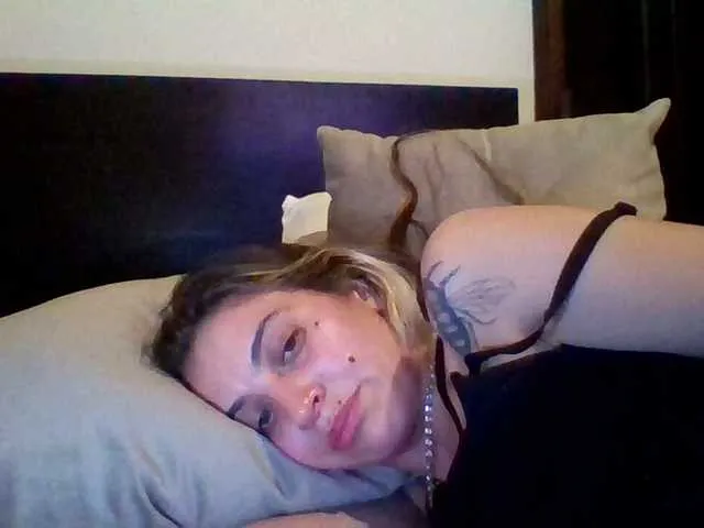 dirtypub – webcam model profile photo Image 5