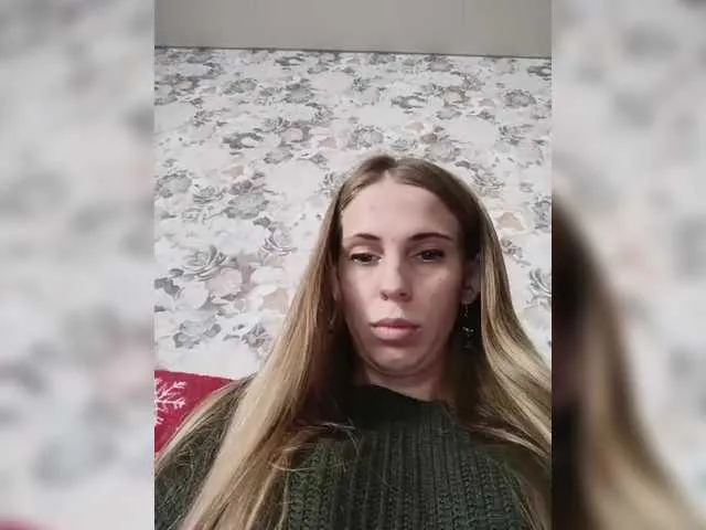 TyleneBuck – webcam model profile photo Image 13