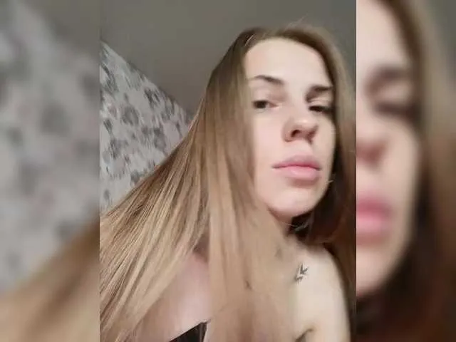 TyleneBuck – webcam model profile photo Image 6