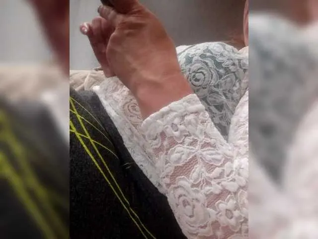 Hanna_Blondee – webcam model profile photo Image 15