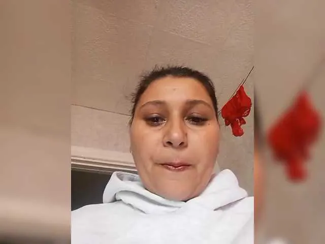 BlondeScarlettx – webcam model profile photo Image 7