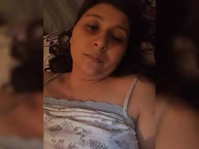 BlondeScarlettx – webcam model profile photo Image 8