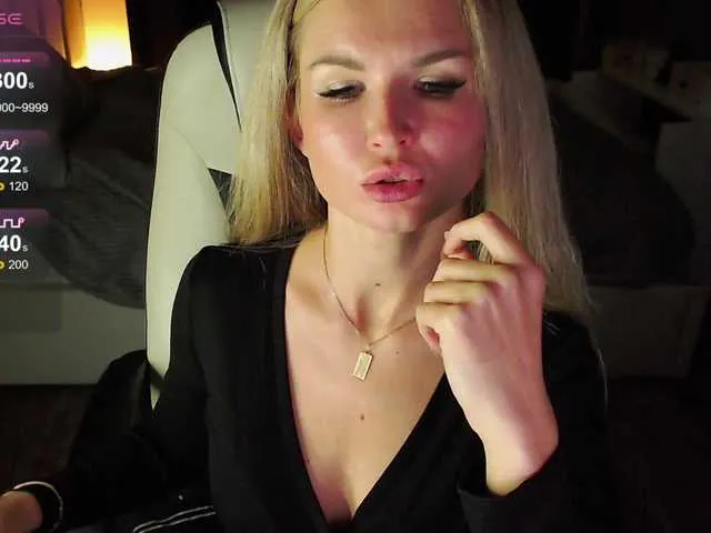 PolinaSexWife – webcam model profile photo Image 18