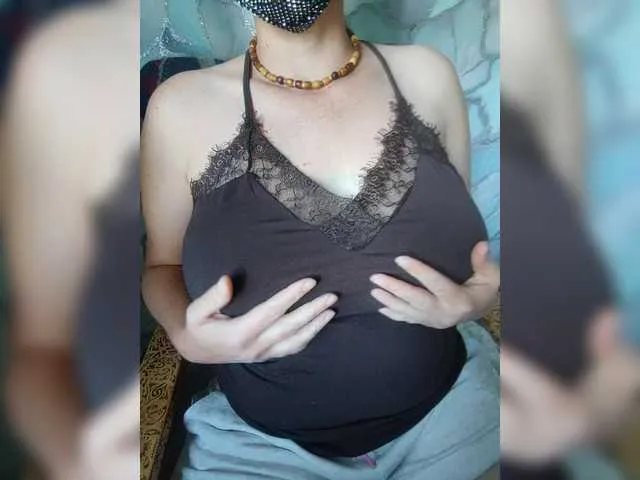 Sexycikas – webcam model profile photo Image 9