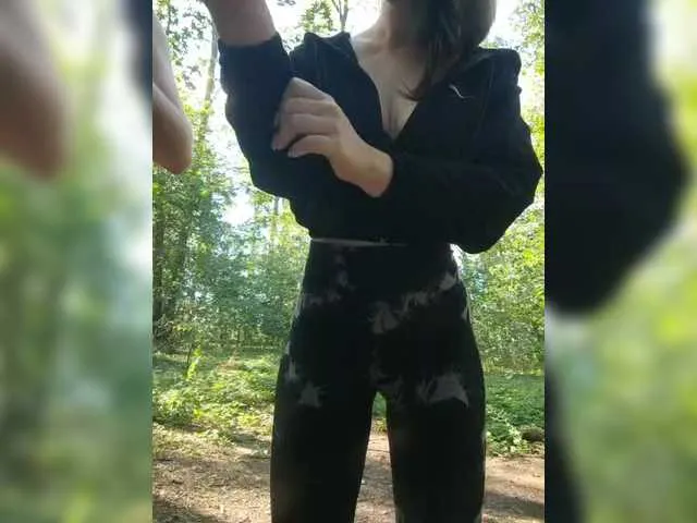 bunny_blonde – webcam model profile photo Image 3