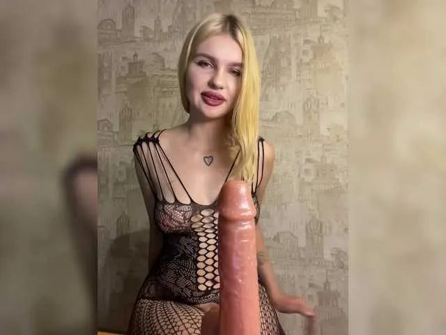 Julia93cherry – webcam model profile photo Image 4