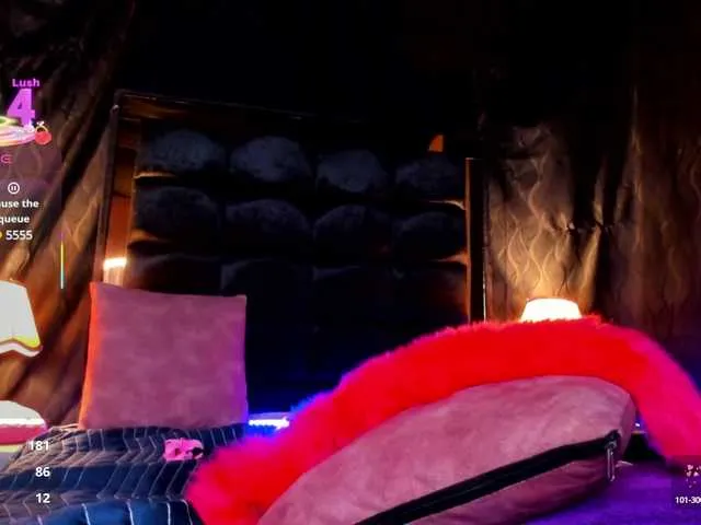 BlondeScarlettx – webcam model profile photo Image 3