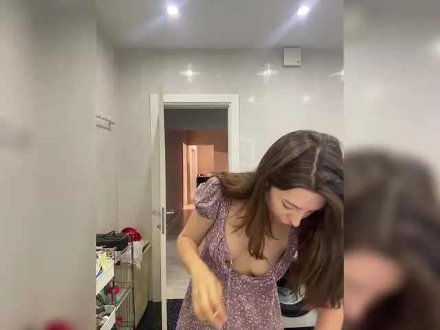 BabeBeth40 – webcam model profile photo Image 15