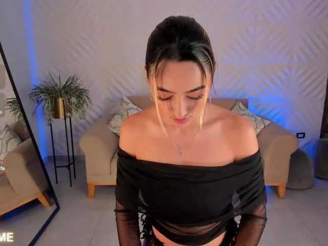 SusyBlair – webcam model profile photo Image 5