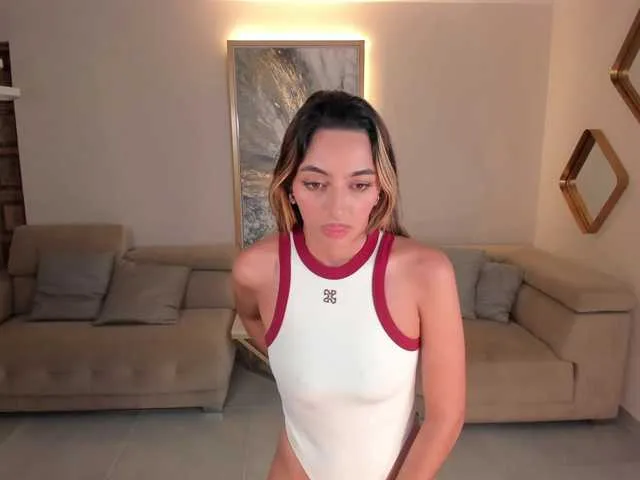 SusyBlair – webcam model profile photo Image 8