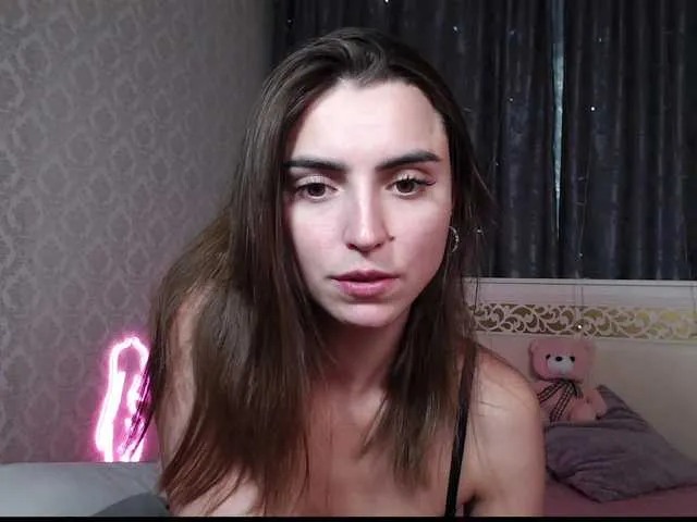 BrookeBratXO – webcam model profile photo Image 4