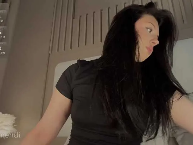 blondalina – webcam model profile photo Image 16