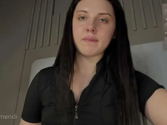 blondalina – webcam model profile photo Image 3