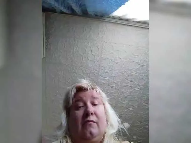 SelennaMoon – webcam model profile photo Image 19