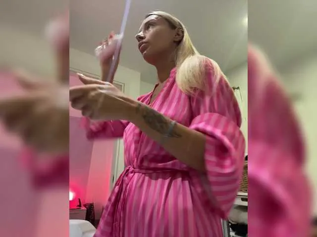 VioletchelseaBabesatation – webcam model profile photo Image 14