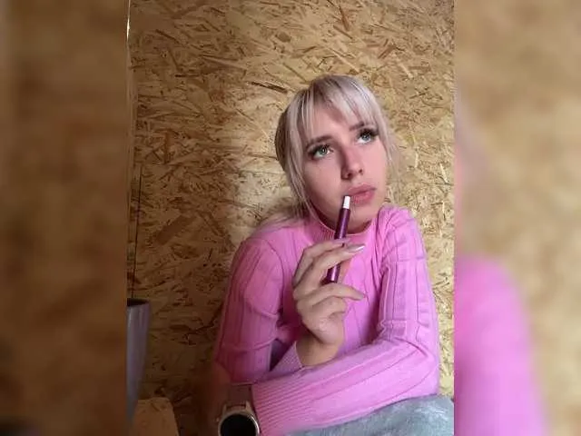 MalinaLaura – webcam model profile photo Image 9