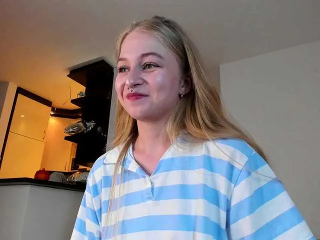 Strongqueen – webcam model profile photo Image 16