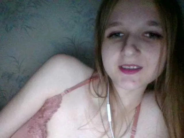 VictoriaDiamo – webcam model profile photo Image 3