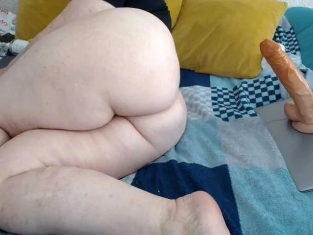 SusyBlair – webcam model profile photo Image 12