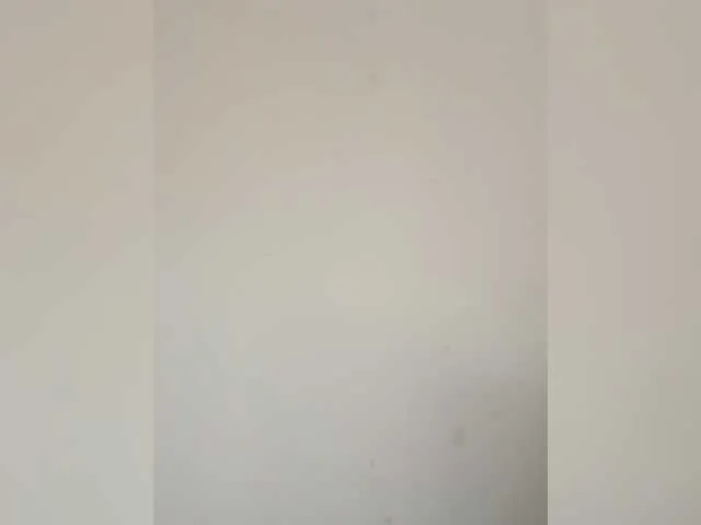 KrissyQueen – webcam model profile photo Image 12