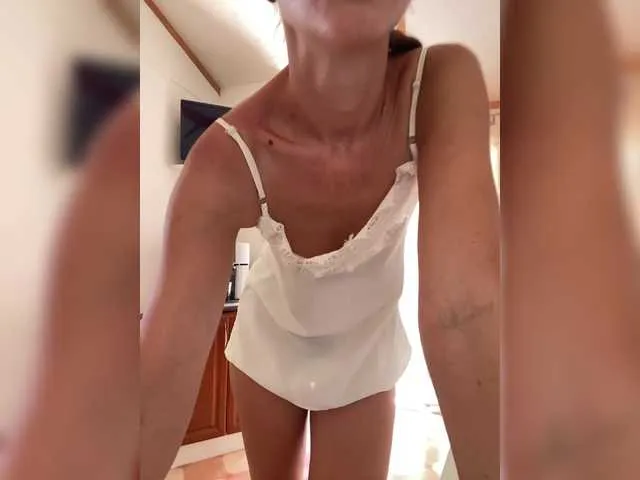 North-Pole – webcam model profile photo Image 15