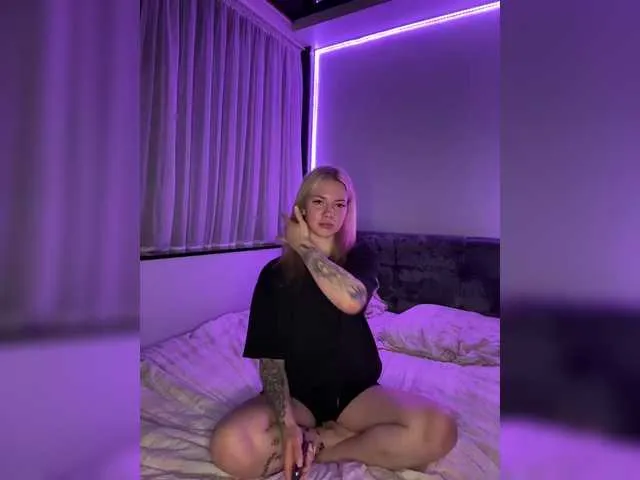 Millashaa – webcam model profile photo